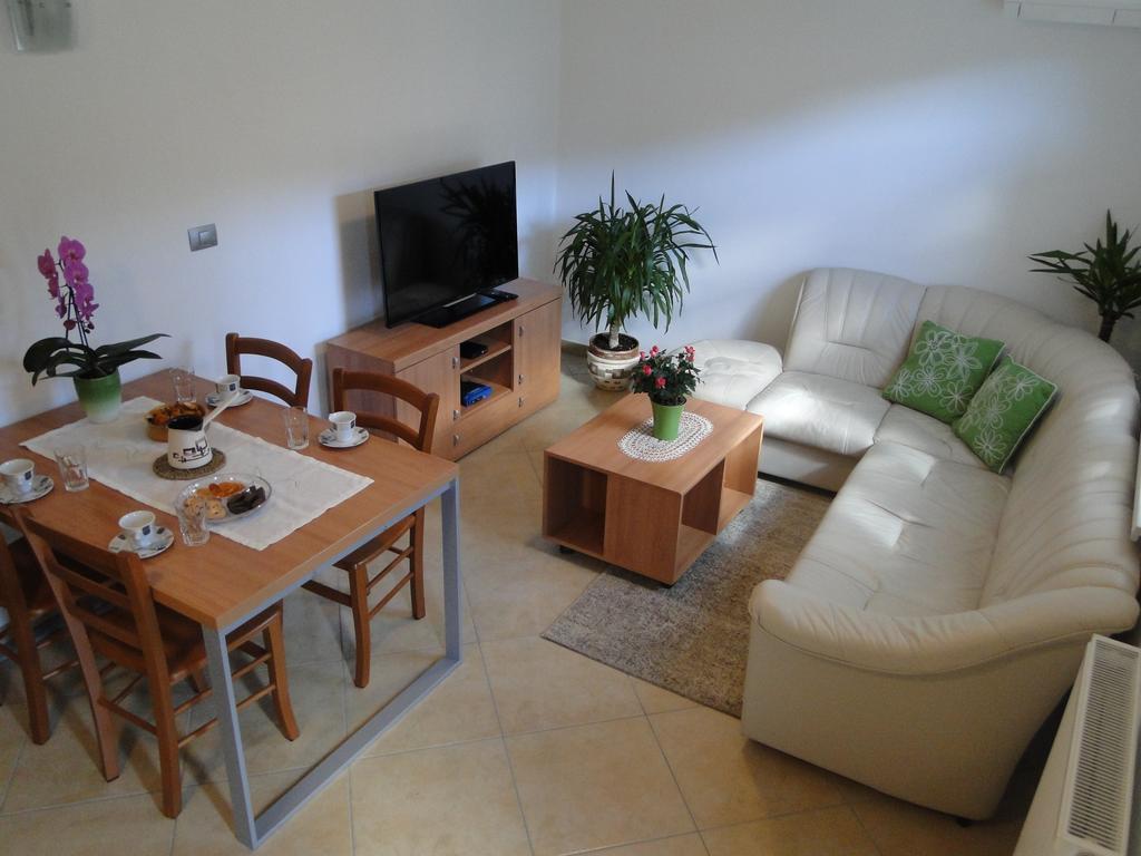Apartma Jezero Most na Soči Exterior foto