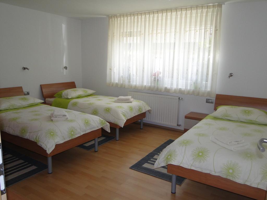 Apartma Jezero Most na Soči Exterior foto